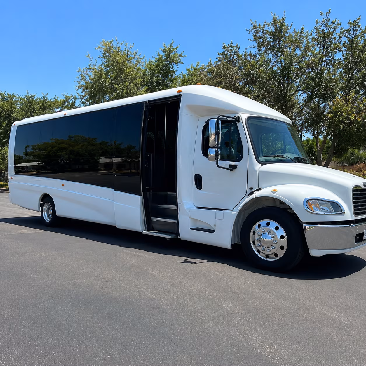 charter buses for frisco sporting events and toyota stadium