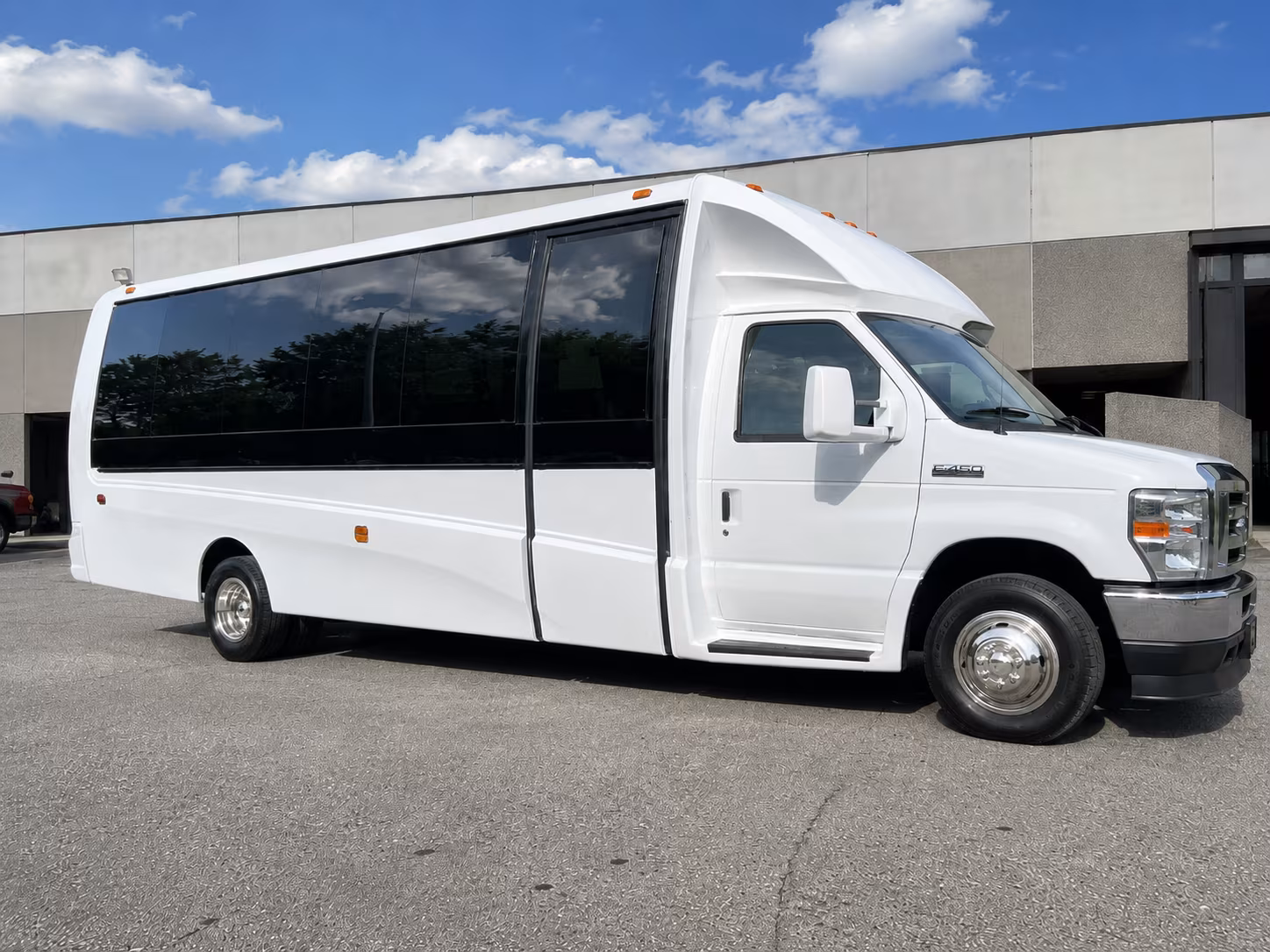 find the perfect transportation for your next corporate event 1
