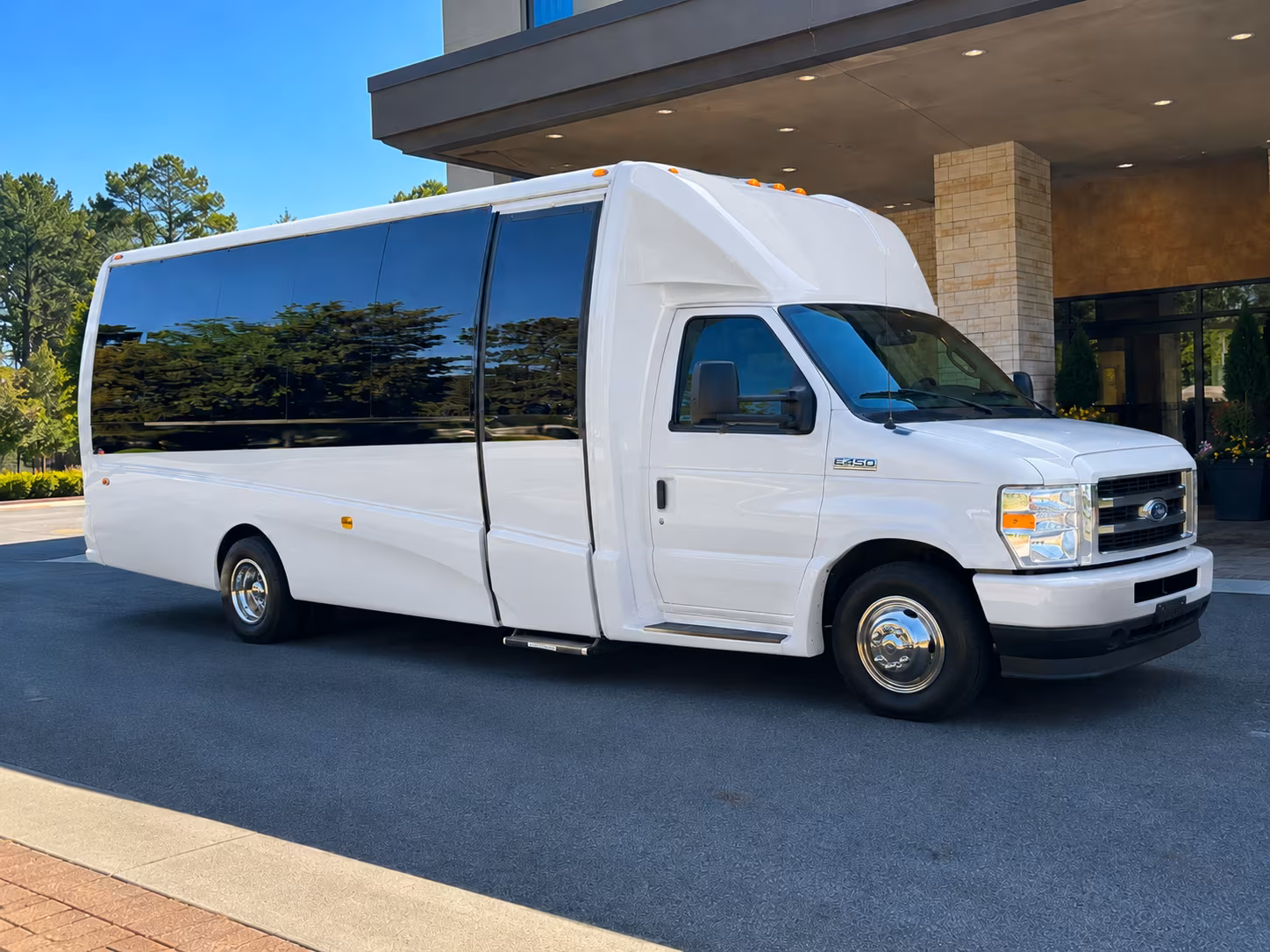 find the perfect transportation for your next corporate event 3