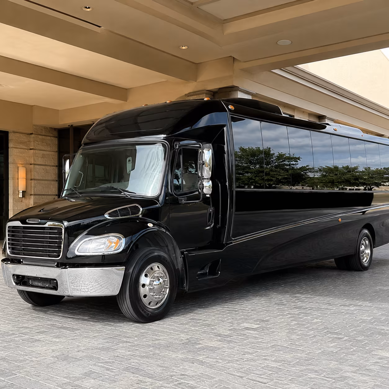 frisco 18 passenger minibus