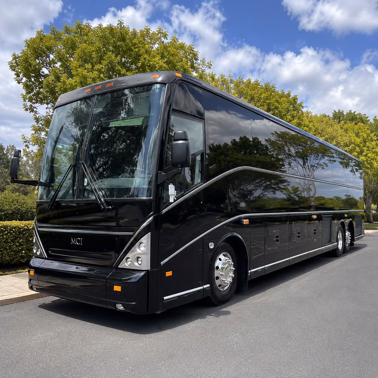 shuttle buses for frisco s corporate campuses and business parks